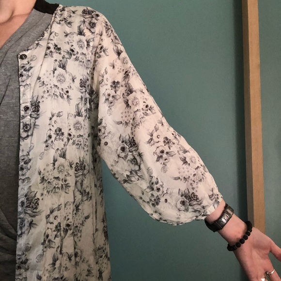 OOAK cape/shall made by designer in Jaipur - Picture 8 of 8